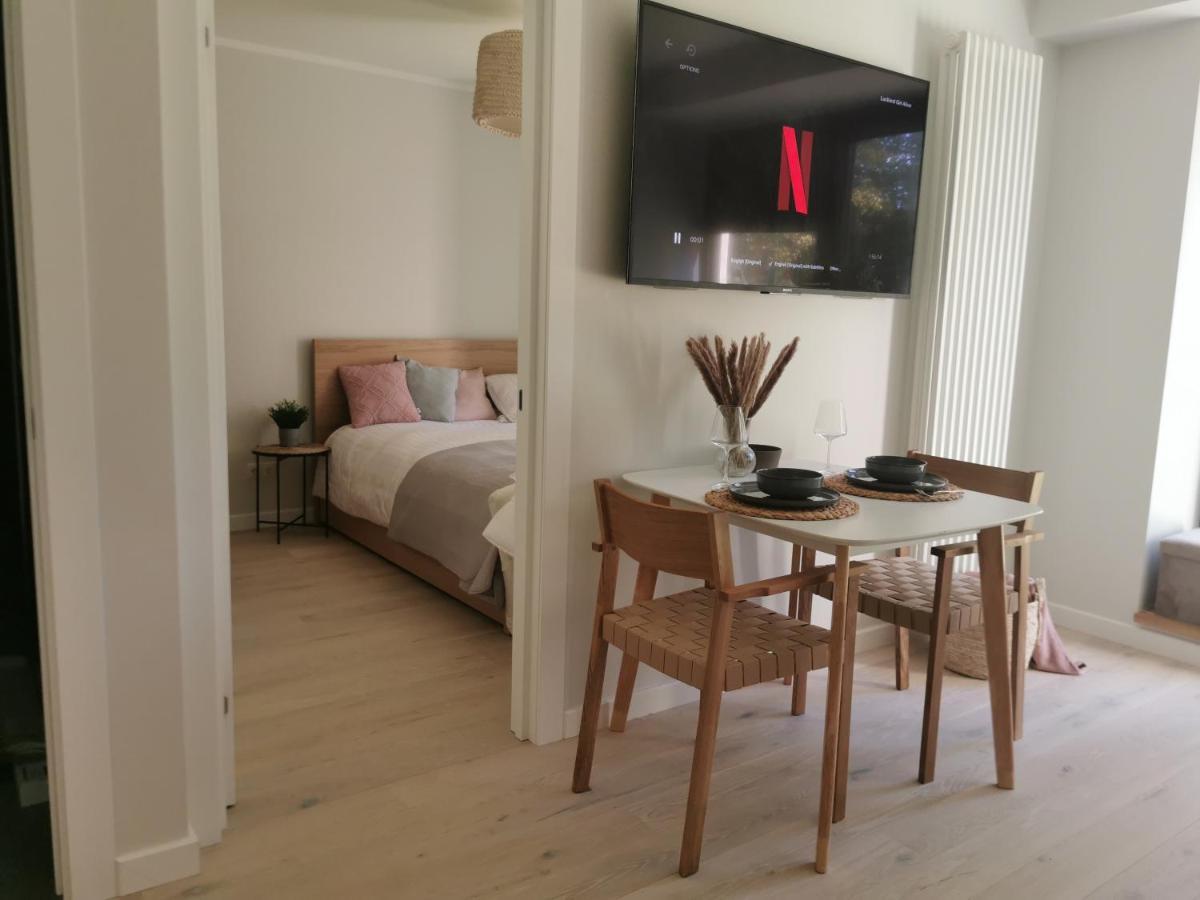 Albatross Getaway By The Sea, Spa And Forest With A Terrace Ķesterciems Exterior foto